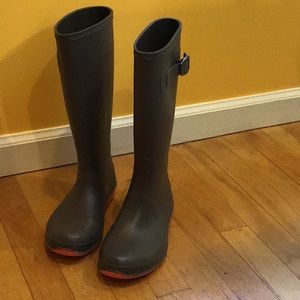 Kamik Women’s Olivia rain boot -size 7, charcoal